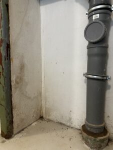 IMG 4326 Krémová injektáž zdiva